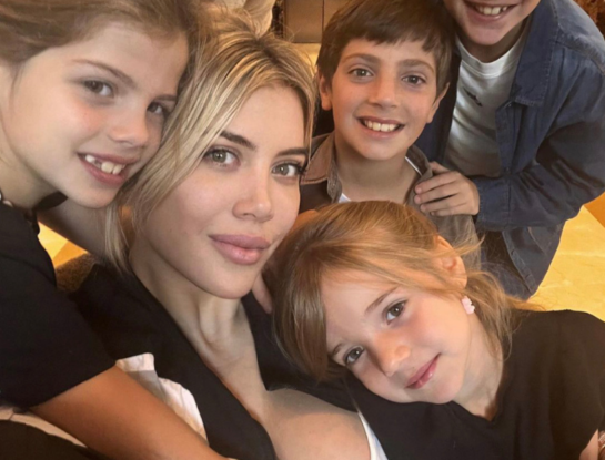 Los twinning looks de Wanda Nara y sus hijos para irse de viaje 