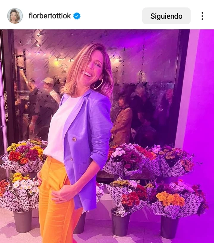 Florencia Bertotti lució un look canchero