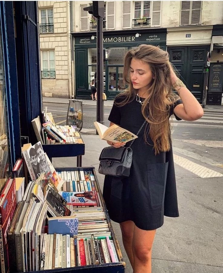 #Los100DeParaTi: 'hot girls books', la tendencia furor entre influencers y modelos