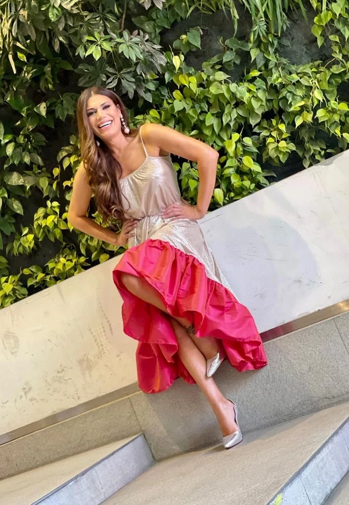 Flor de la V con su vestido de Benito Fernández. Foto: Instagram.