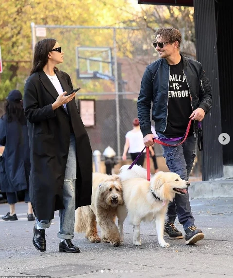 Bradley Cooper e Irina Shayk pasearon juntos por Nueva York y alimentaron los rumores de reconciliación
