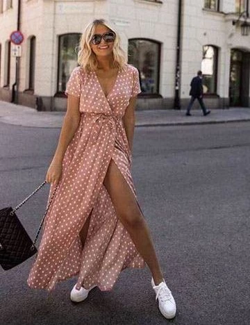 Armá el mejor look urbano con tu vestido a lunares