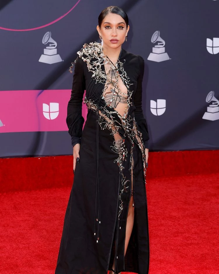 El diseño de industria nacional que lució María Becerra en los Latin Grammy 2022