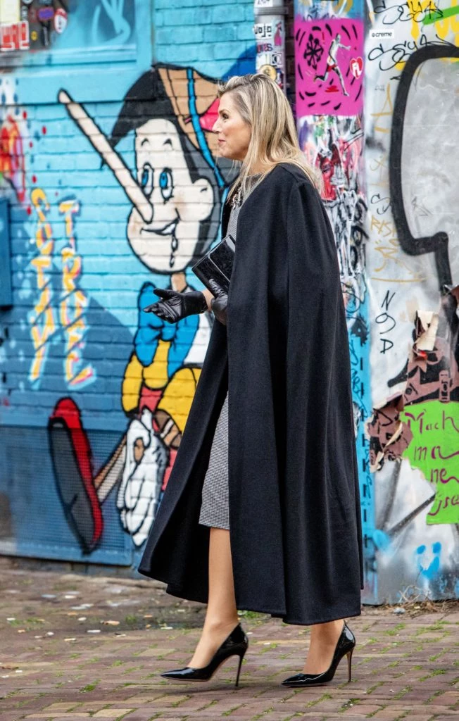 look Maxima visita Museo Straat