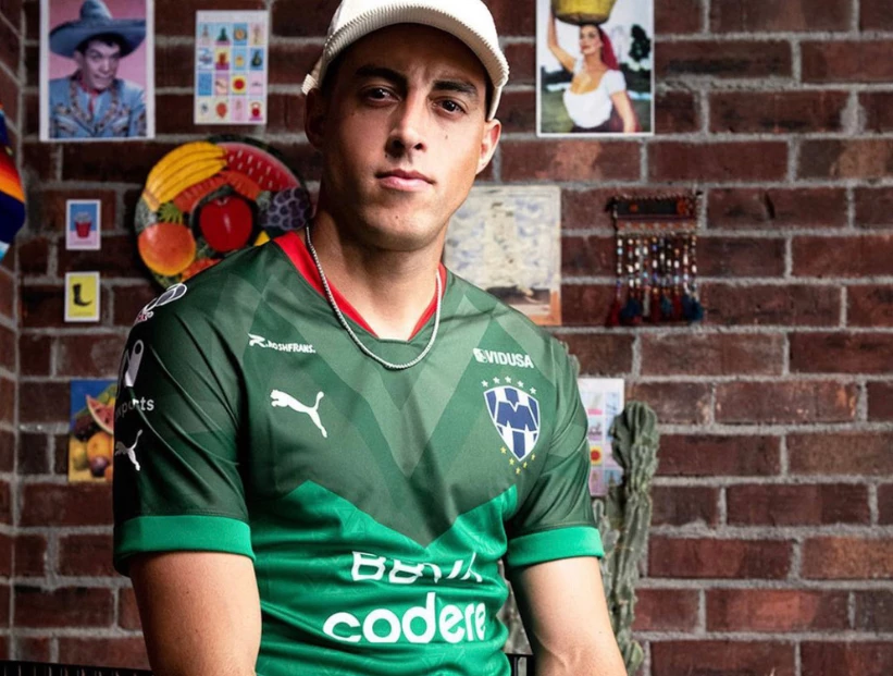 Rogelio Funes Mori con la camiseta mexicana. Foto: Instagram.