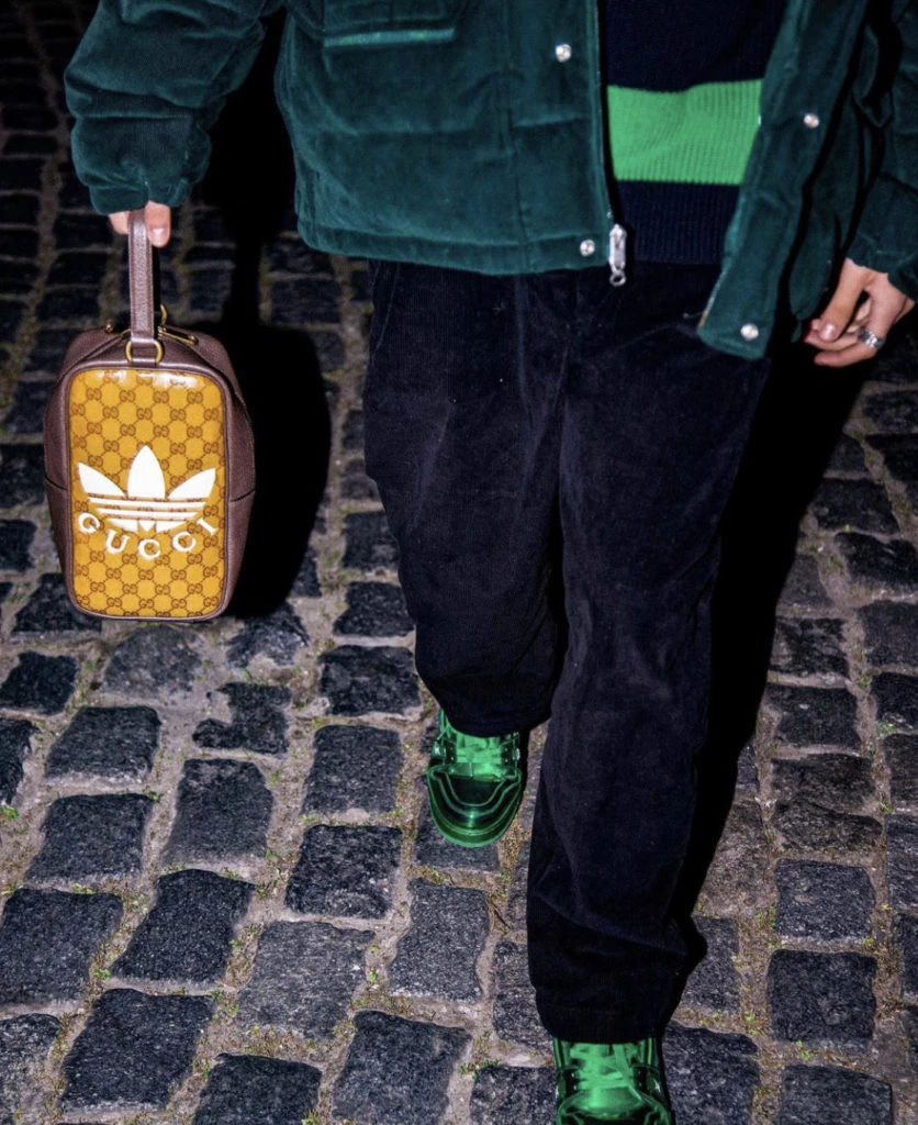 Rusherking usó las mismas zapatillas Louis Vuitton que la China Suárez. Foto: Instagram.