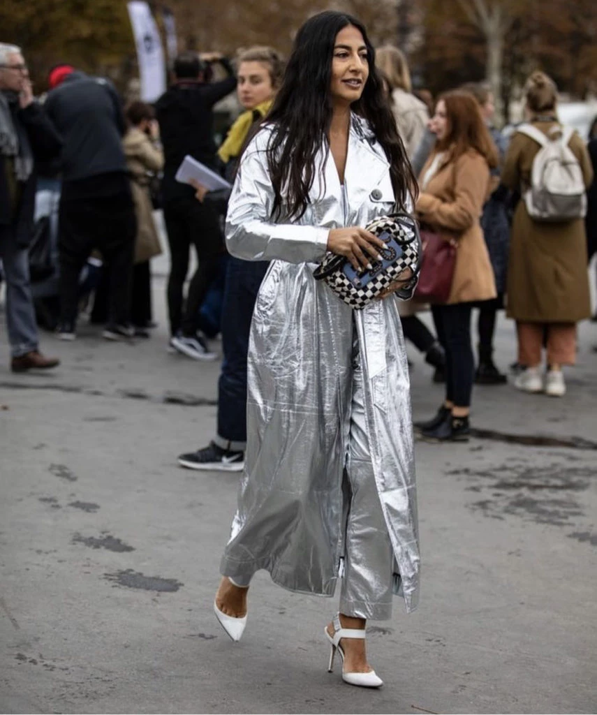 Pantalones metalizados. Foto: @dimodaa.