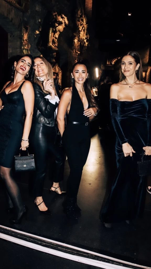  Antonela Roccuzzo con amigas. Foto: Instagram.