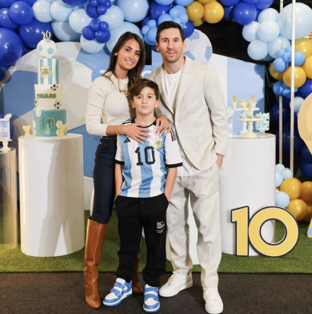 Antonela Roccuzzo en el cumpleaños de su hijo con Lio Messi. foto: Instagram.