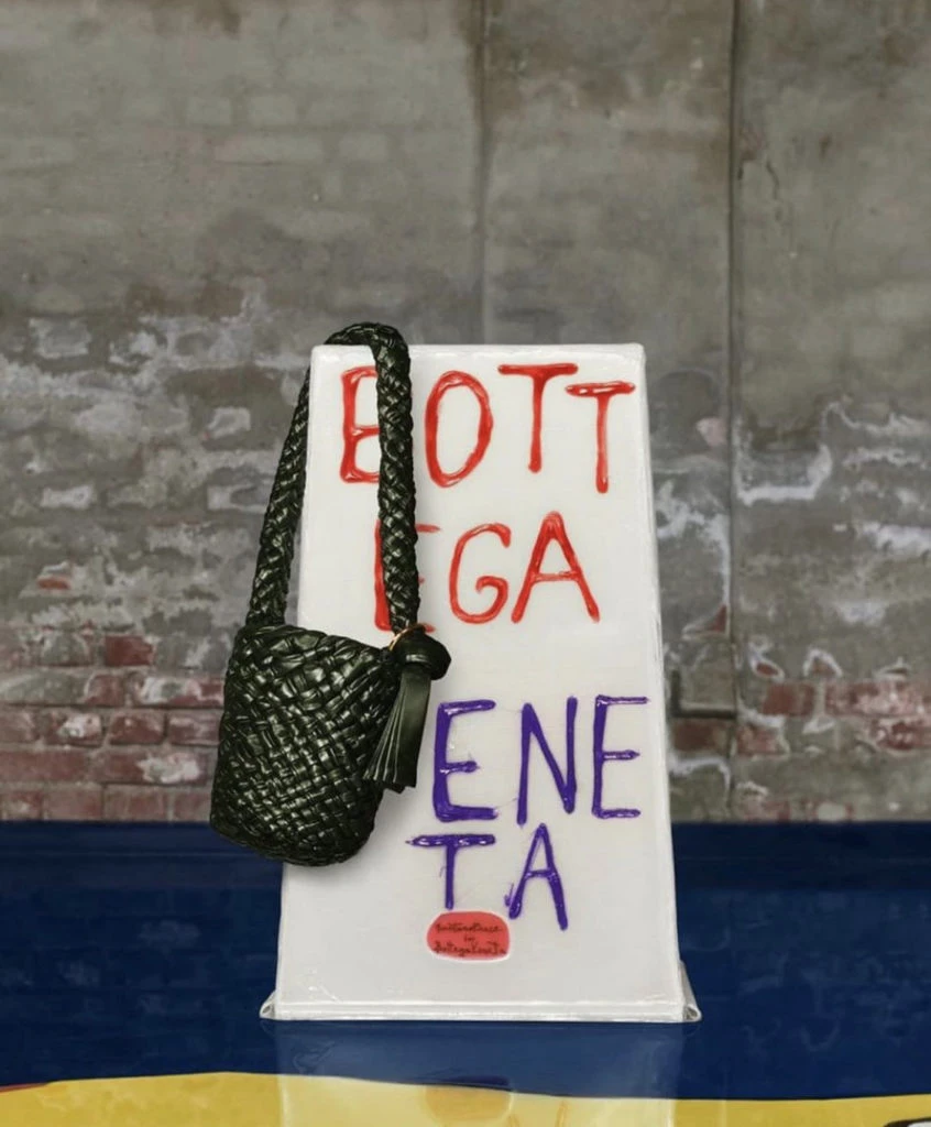 La última campaña de Bottega Veneta. Foto: Instagram.