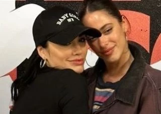 Lali y Tini juntas en el show de Nathy Peluso