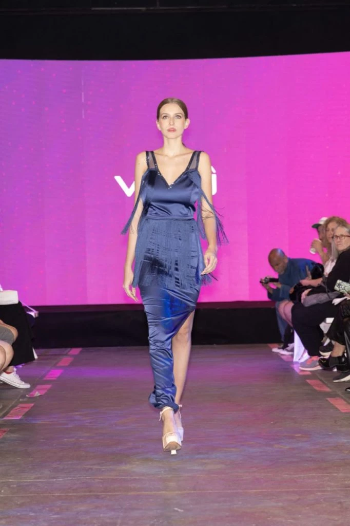 Desfile Vevu en Puro Diseño 2022