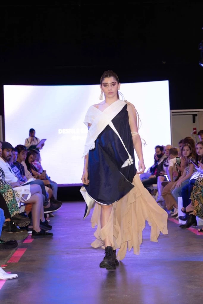 Desfile Emprendedores Puro diseño 2022