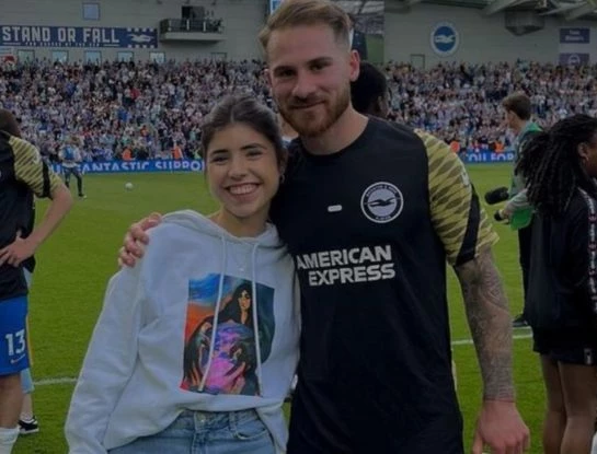 La historia de amor de Alexis Mac Allister y su novia, la youtuber Camila Mayan: son pareja desde 2018, viven en Inglaterra y se volvieron inseparables