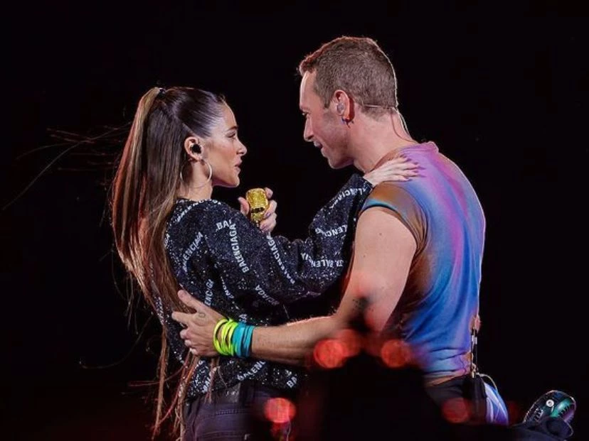 Tini y Coldplay juntos