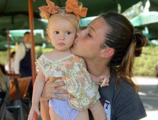 Amor de hermanas: las fotos más tiernas Delfina García Moritán y Ana, hija de Pampita