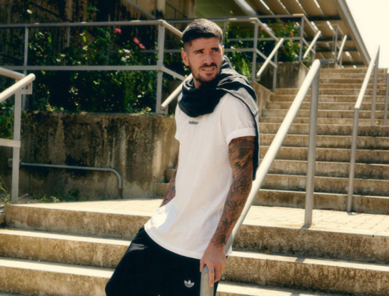 El lujoso y exclusivo carry on con el que Rodrigo De Paul arribó a Qatar 