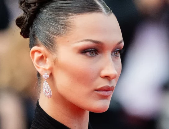 Cómo es el maquillaje "efecto lifting" de Bella Hadid que es furor en redes sociales