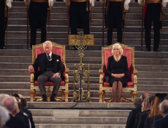 ¡No los quieren nada! El rey Carlos III y Camilla Parker fueron recibidos muy mal en York