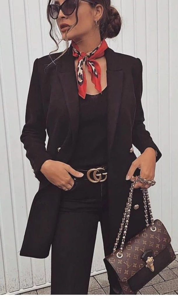 5 estilismos que podés armar con un pañuelo