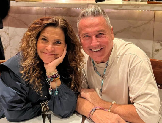 Así es el comedor estilo rústico de Ricardo Montaner y Marlene Rodríguez