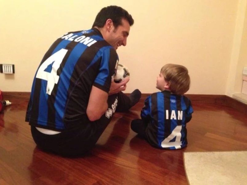 Scaloni con su hijo, Ian