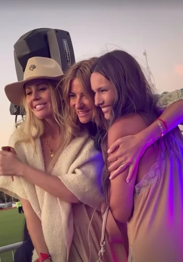 pampita con barbie simmons y puli de maria en el campo arg de polo