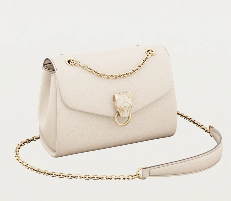 Lily Collins llegando a los estudios de "The Drew Barrymore Show".