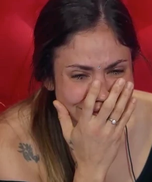Romina de GH llorando porque extraña a sus hijas