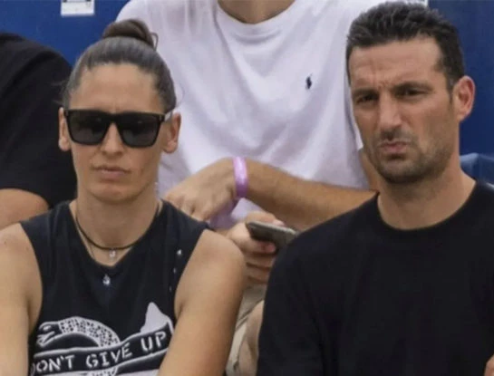 Quién es Elisa Montero, la misteriosa esposa de Lionel Scaloni: de perfil bajísimo, tiene 42 años y es jugadora de vóley