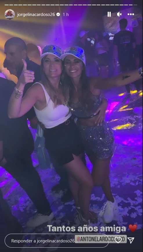 El look con brillos de Antonela Roccuzzo