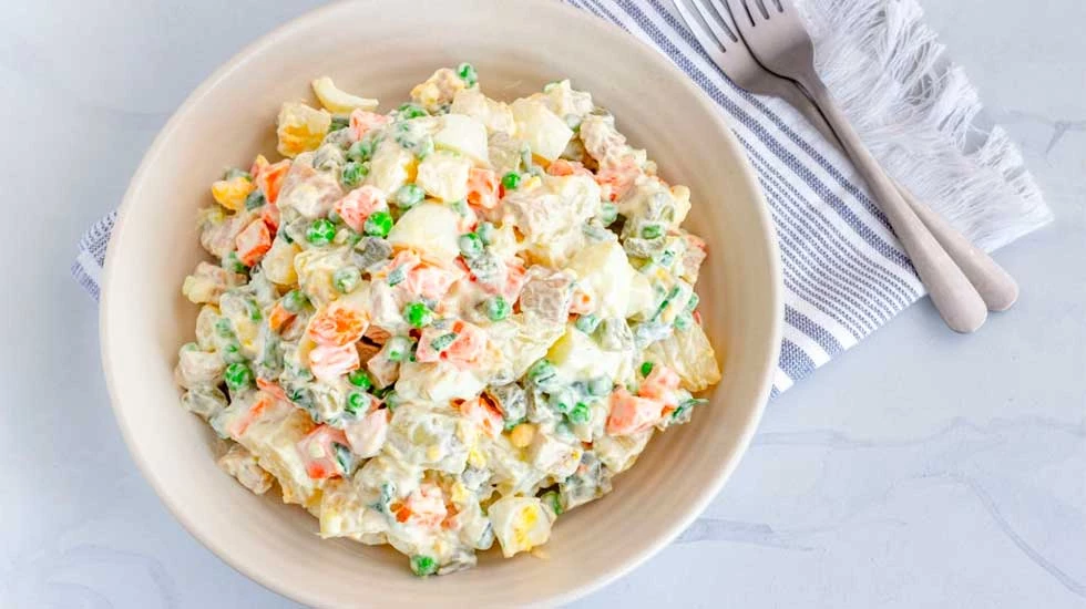 Ensalada rusa, gastronomía, cocina, navidad, año nuevo