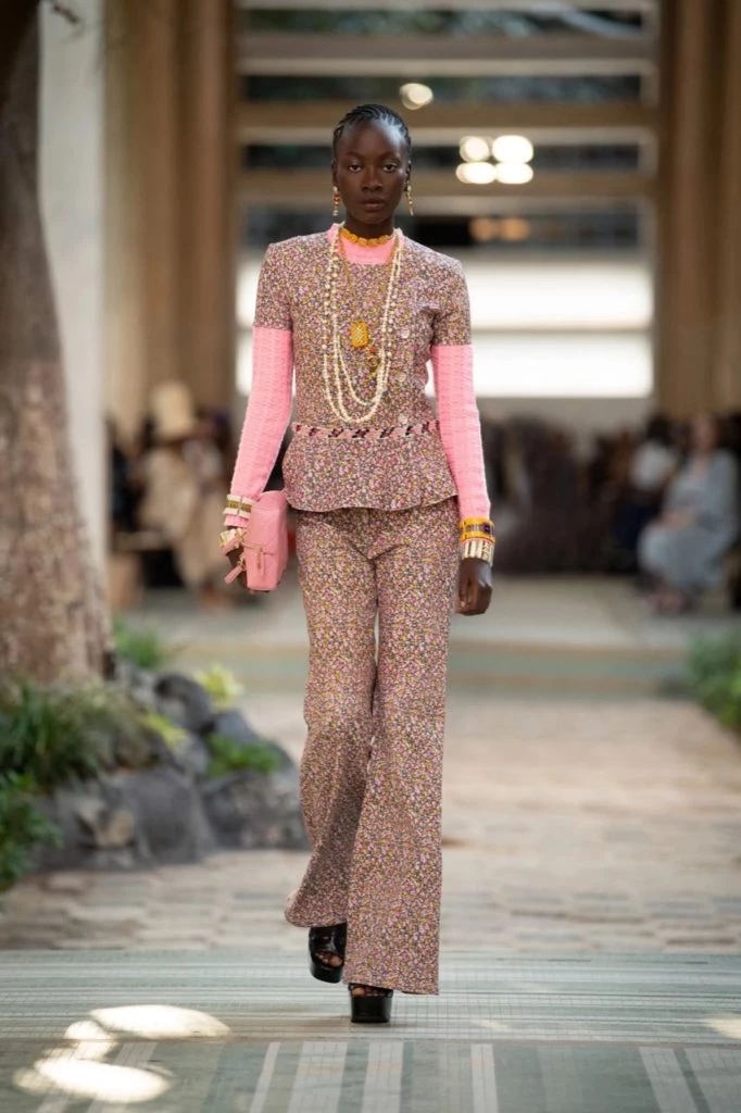 Desfile Chanel en Dakar