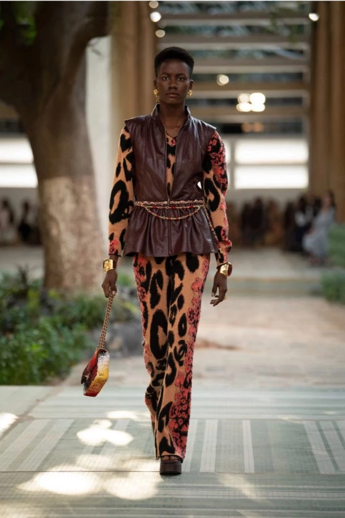Desfile Chanel en Dakar