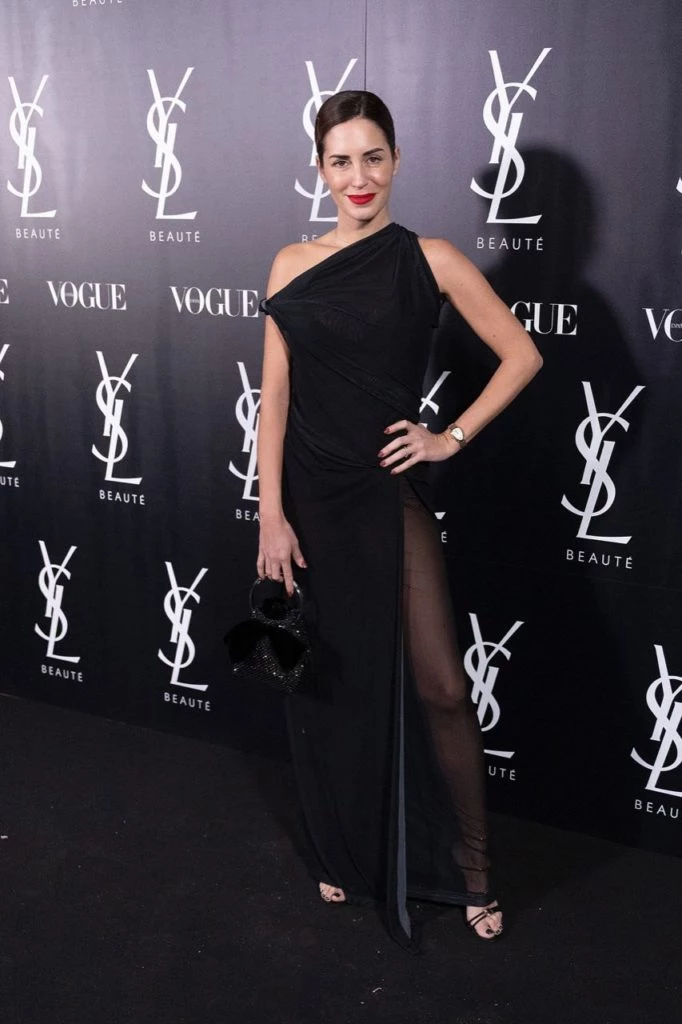 Gala Gonzalez en la fiesta de Yves Saint Laurent