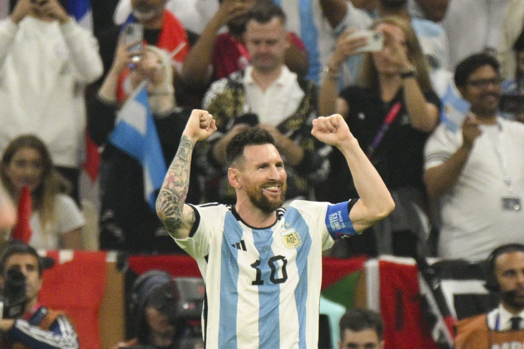 LEO MESSI CELEBRANDO el gol