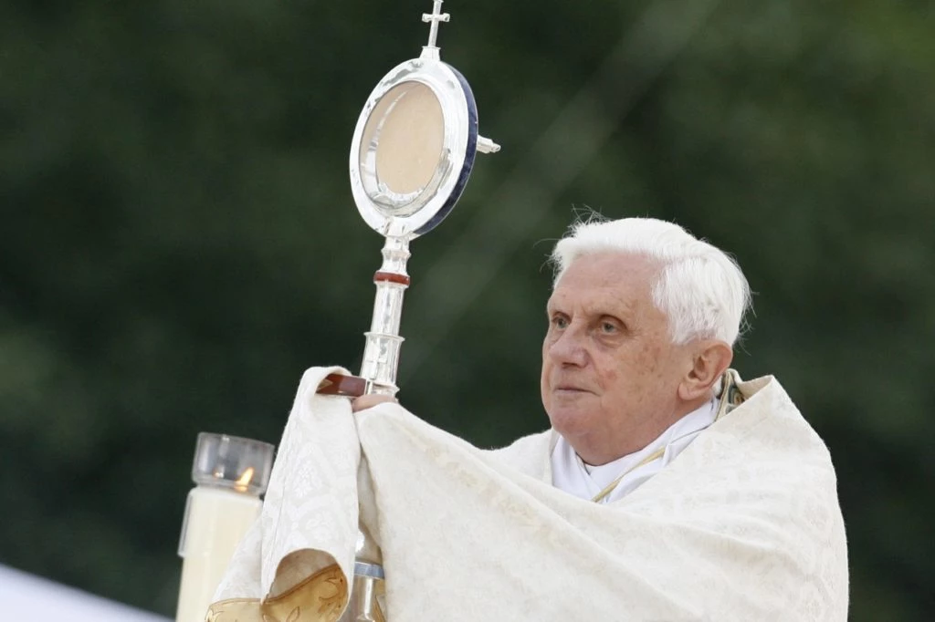 Murió Benedicto XVI, a los 95 años