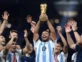 El Kun Agüero levantando la Copa del Mundo. Foto: Instagram.
