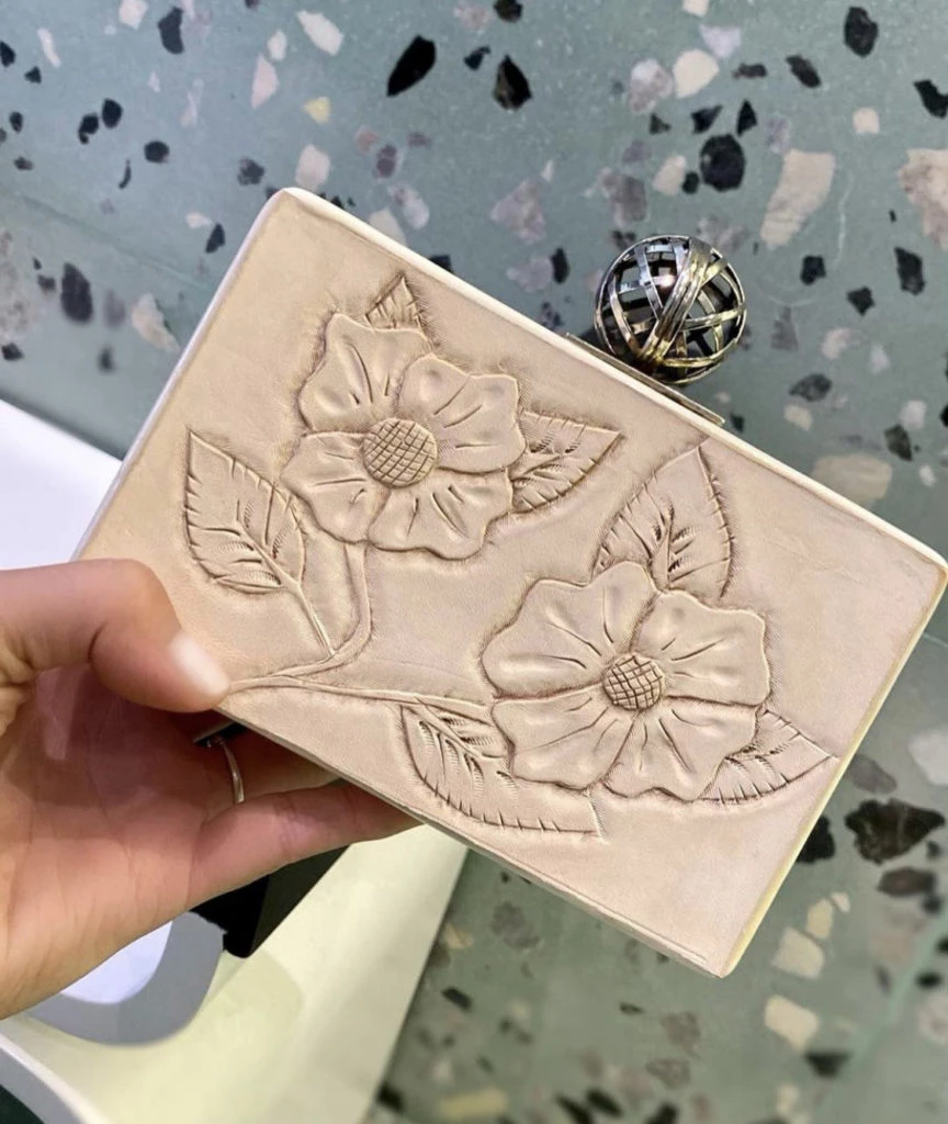 El clutch de Flâneur que llevó Fontán