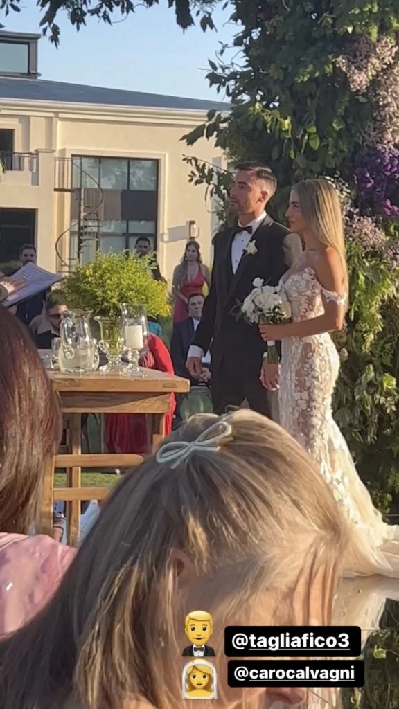 Carolina Calvagni y Nicolás Tagliafico en el altar. Foto: Instagram.