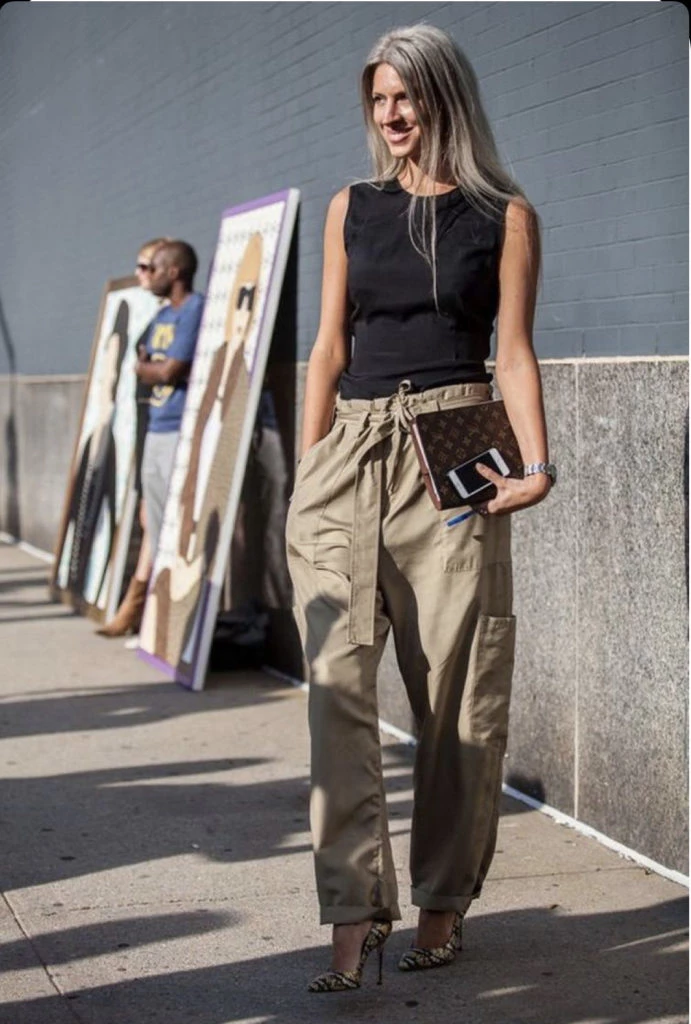 Los pantalones cargo, otra prenda noventosa que está de vuelta