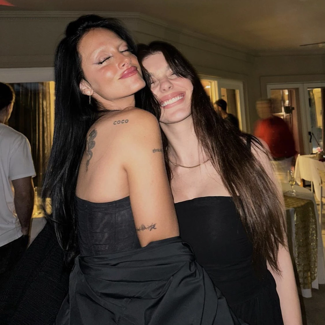 Camila Morrone pasó Navidad con Oriana Sabatini