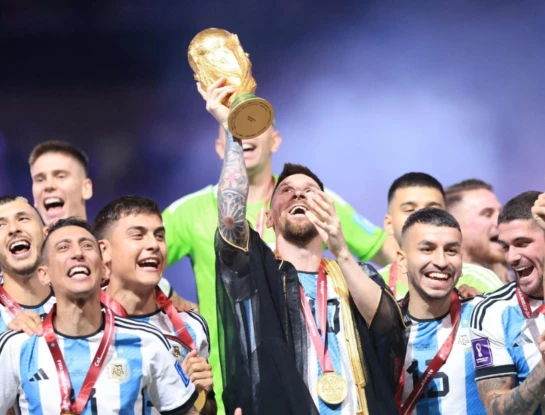 La increíble historia del amuleto que usó Leo Messi en la final