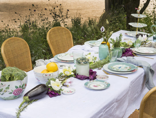 Video deco: cómo decorar una mesa en el exterior con el estilo de Sentido
