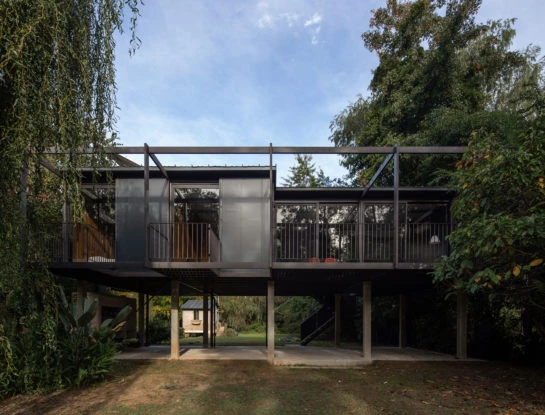 Moderna y funcional: así se diseñó una casa de descanso en el Delta