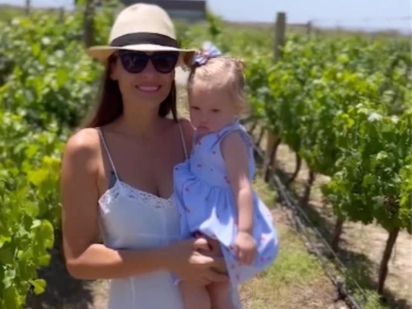 Pampita y Ana muestran los looks madre e hija más cancheros del verano