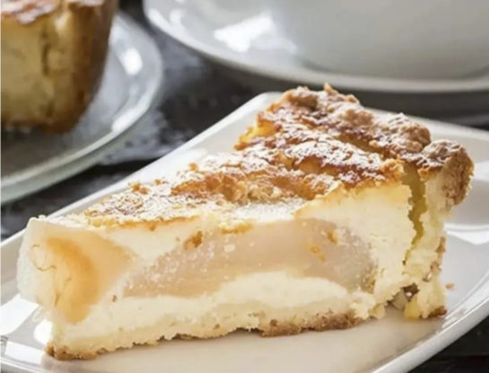 La receta de tarta de peras light de Estefanía Pasquini, la esposa del Dr. Cormillot