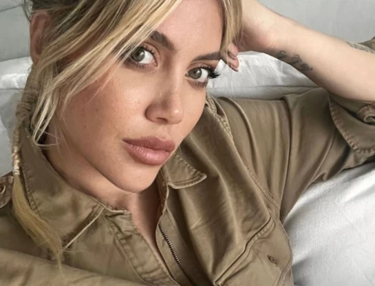 Wanda Nara lució la cartera más trendy de la temporada 