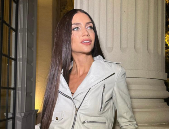 Zaira Nara sorprendió con un look total white de cuero muy trendy