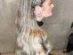 "hair glitter" la tendencia beauty inspirada en Euphoria que es furor en las redes